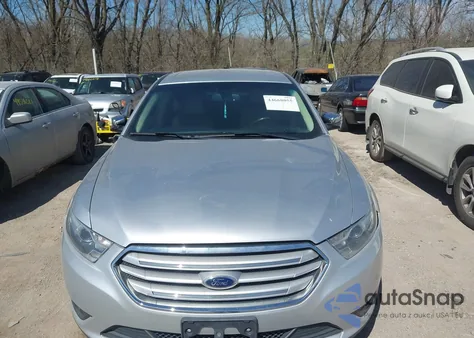 2014 Ford Taurus Limited z USA, uszkodzony, nr VIN 1FAHP2F81EG100135